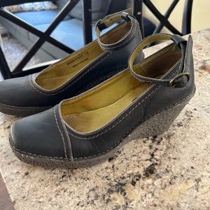 Fly London black wedge shoe